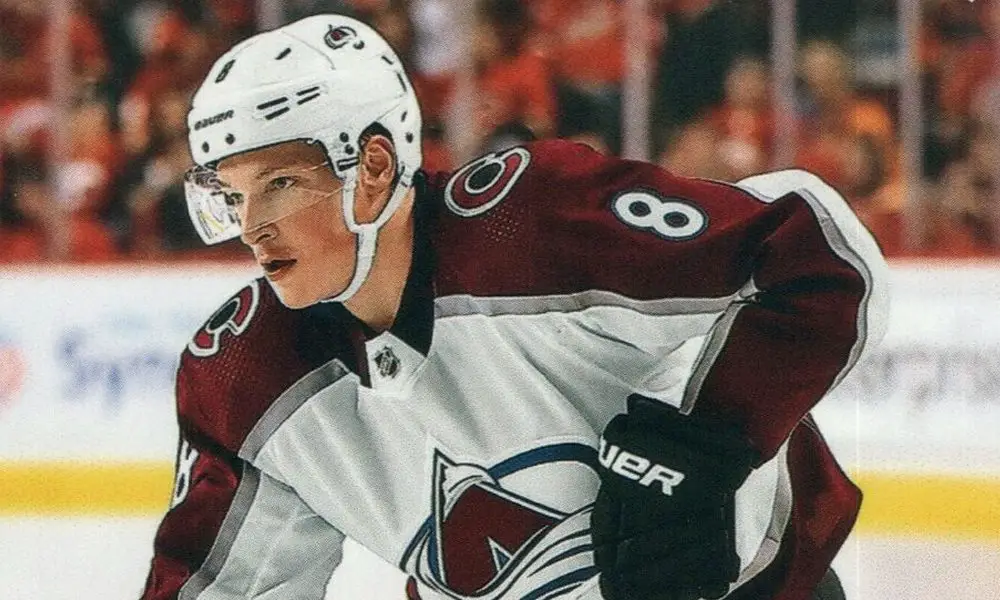 Cale Makar smashes Bobby Orr's NHL record in Avalanche's win vs